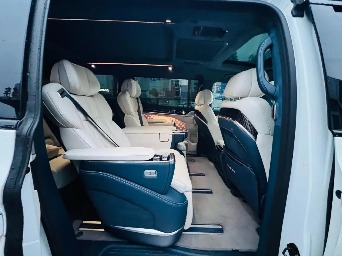 2024 Zeekr 009 BEV 108KWH,autocango,china used car exporter,china ev exporter,chinese used car exporter,chinese used ev exporter