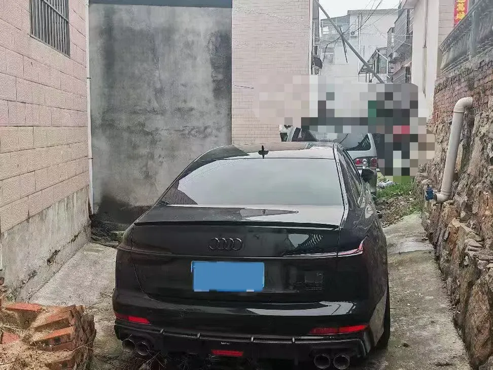 2023 Audi A6L 2.0T 245HP L4 7DCT,autocango,china used car exporter,china ev exporter,chinese used car exporter,chinese used ev exporter