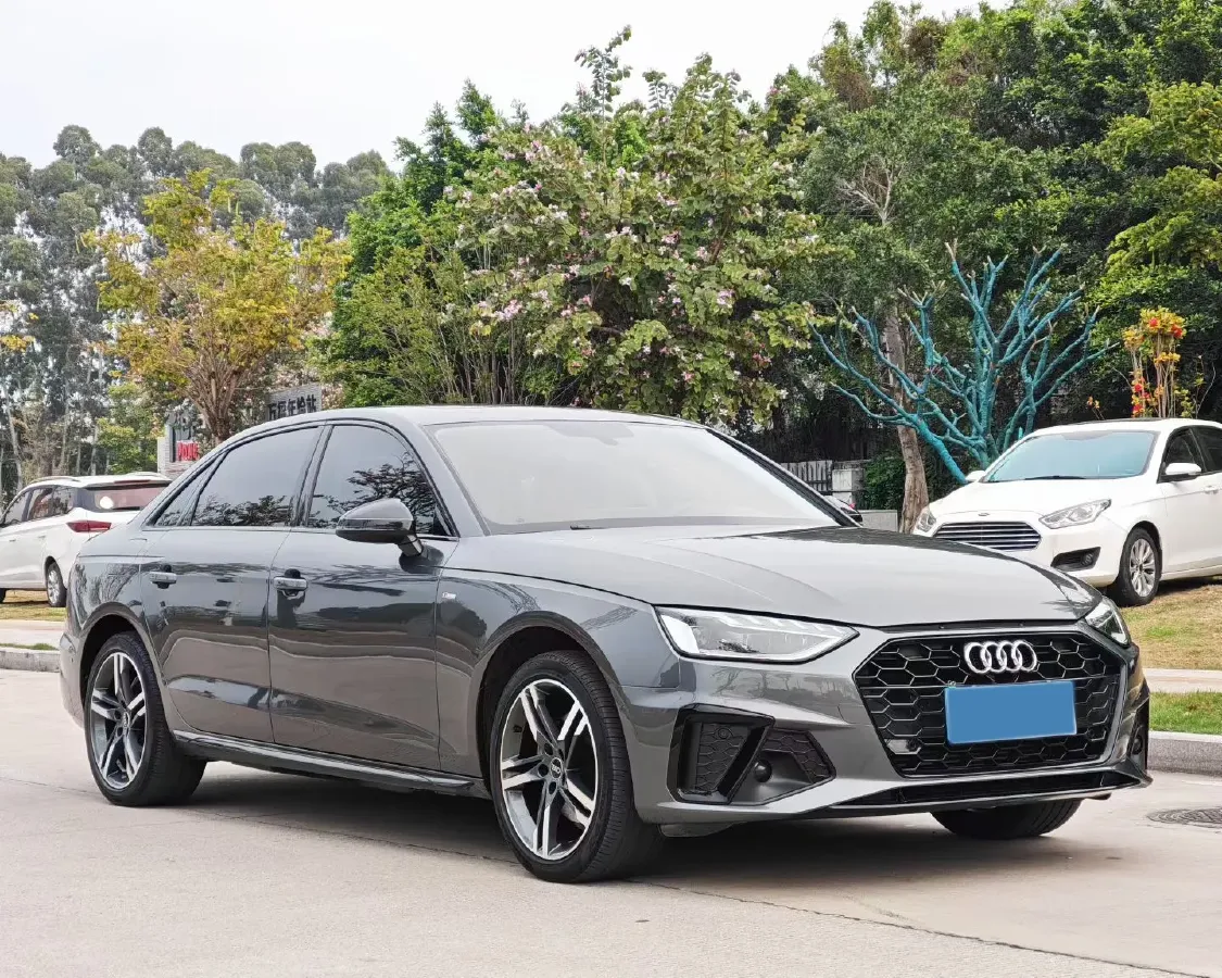 2020 Audi A4L 2.0T 190HP L4 7DCT,autocango,china used car exporter,china ev exporter,chinese used car exporter,chinese used ev exporter