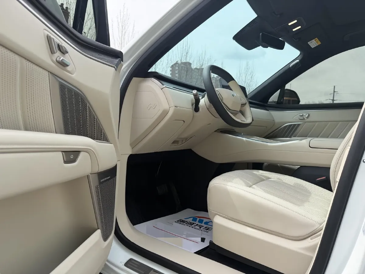 2025 ONVO L90 BEV,autocango,china used car exporter,china ev exporter,chinese used car exporter,chinese used ev exporter