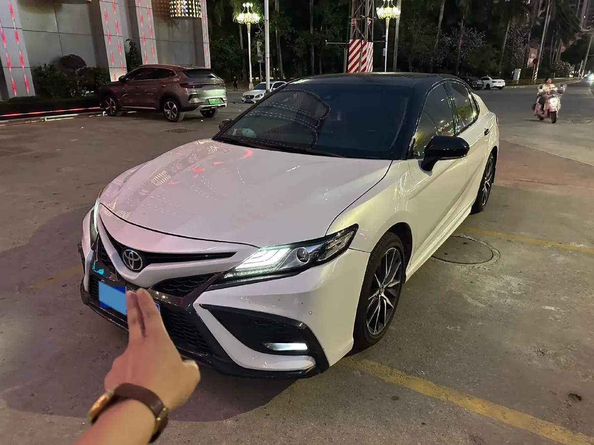 2021 Toyota Camry 2.0L 178HP L4 CVT,autocango,china used car exporter,china ev exporter,chinese used car exporter,chinese used ev exporter