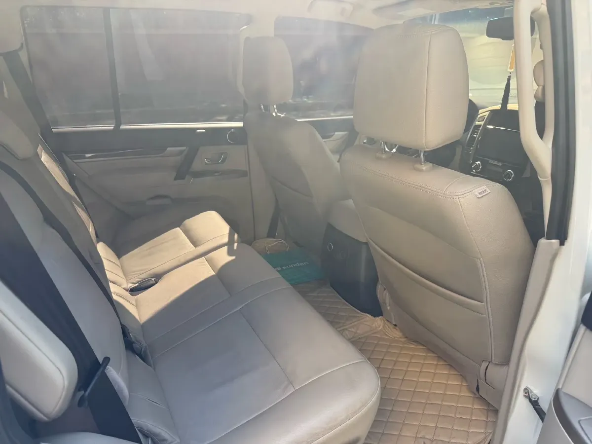 2018 Mitsubishi Pajero 3.0L 174HP V6 5AT,autocango,china used car exporter,china ev exporter,chinese used car exporter,chinese used ev exporter