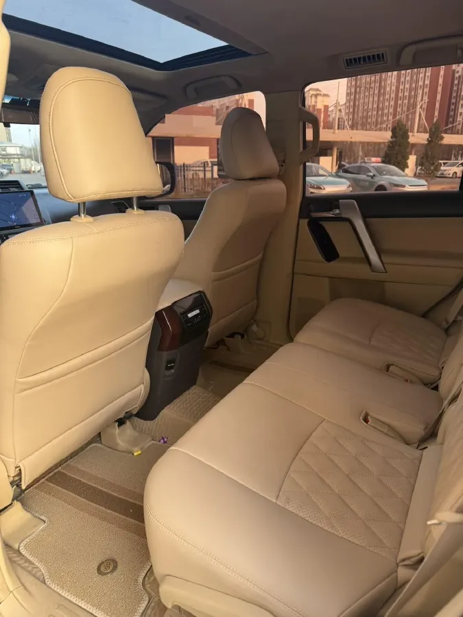 2017 Toyota Corolla 1.6L 122HP L4 CVT,autocango,china used car exporter,china ev exporter,chinese used car exporter,chinese used ev exporter