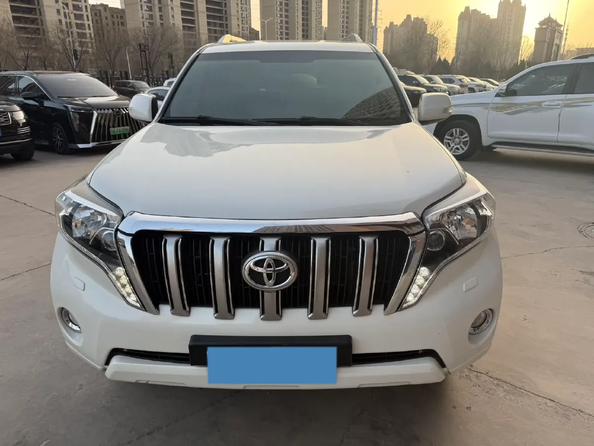 2017 Toyota Corolla 1.6L 122HP L4 CVT,autocango,china used car exporter,china ev exporter,chinese used car exporter,chinese used ev exporter