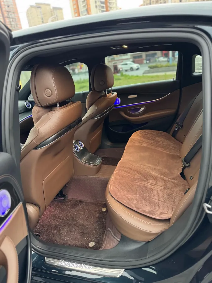 2021 Mercedes-Benz E Class 2.0T 258HP L4 9AT,autocango,china used car exporter,china ev exporter,chinese used car exporter,chinese used ev exporter