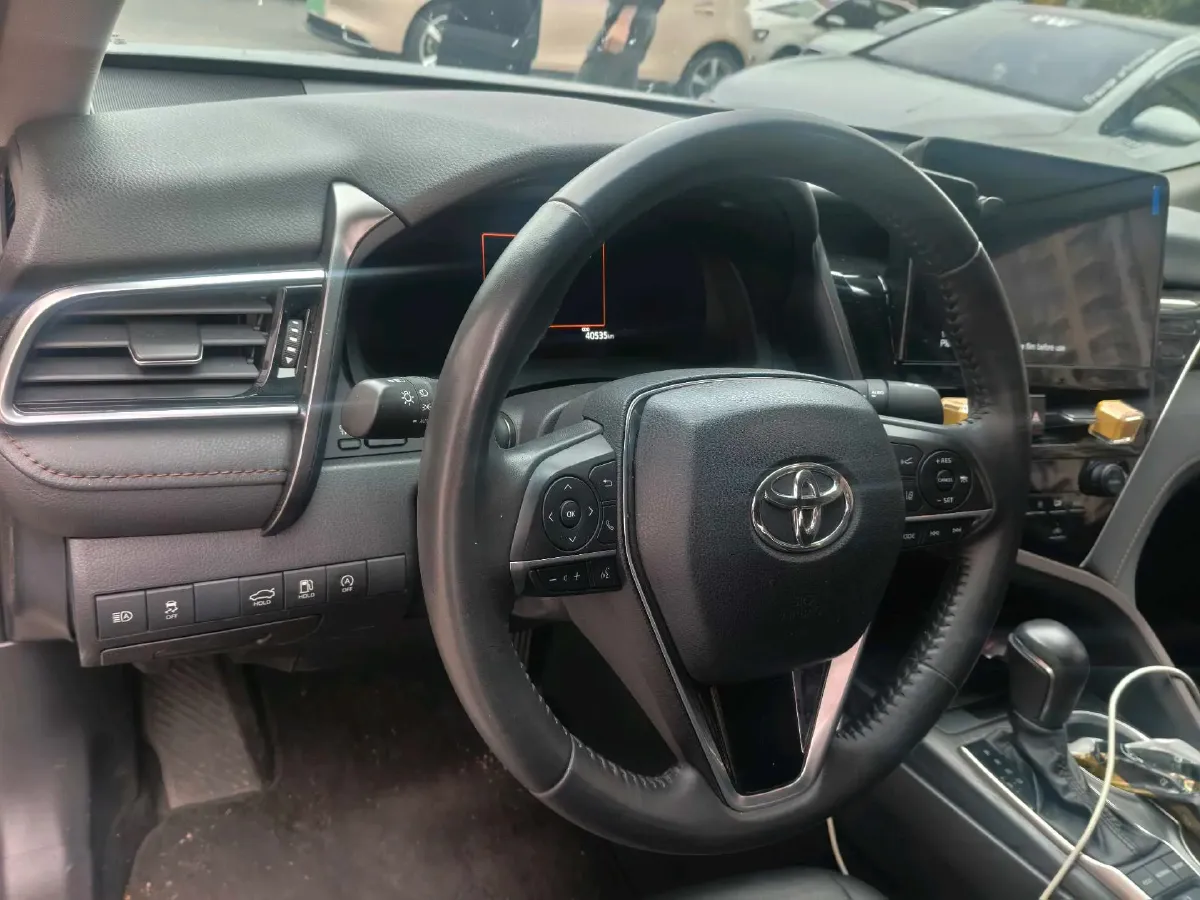 2023 Toyota Camry 2.5L 207HP L4 8AT,autocango,china used car exporter,china ev exporter,chinese used car exporter,chinese used ev exporter