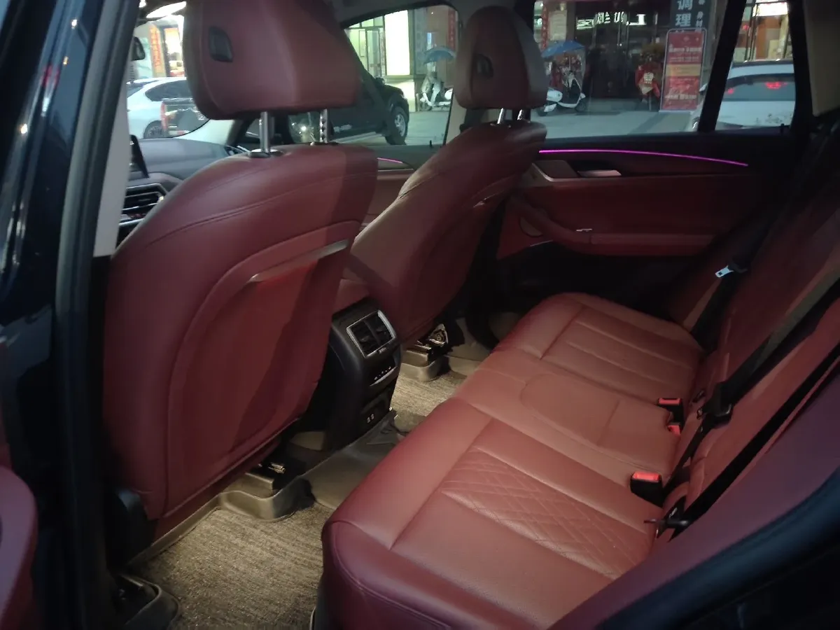 2022 BMW X3 2.0T 252HP L4 8AT,autocango,china used car exporter,china ev exporter,chinese used car exporter,chinese used ev exporter