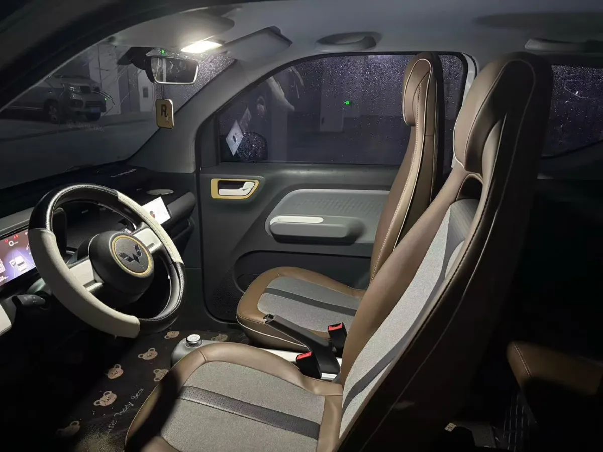 2022 WuLing HongGuang MINI EV BEV 17.3KWH,autocango,china used car exporter,china ev exporter,chinese used car exporter,chinese used ev exporter