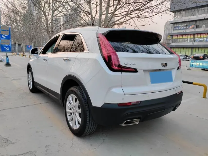 2021 Cadillac XT4 2.0T 237HP L4 9AT,autocango,china used car exporter,china ev exporter,chinese used car exporter,chinese used ev exporter