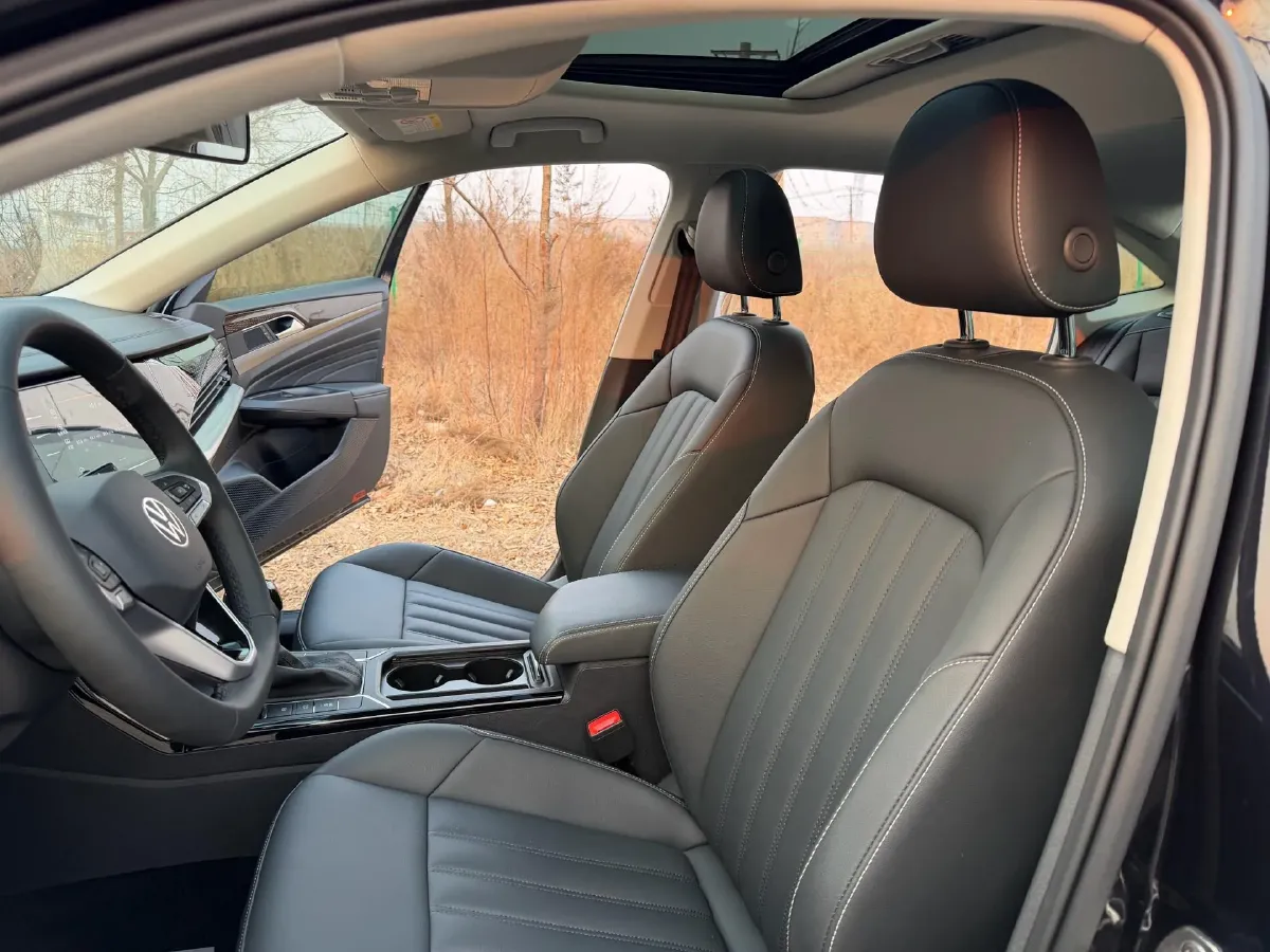 2022 Volkswagen Lamando 1.4T 150HP L4 7DCT,autocango,china used car exporter,china ev exporter,chinese used car exporter,chinese used ev exporter