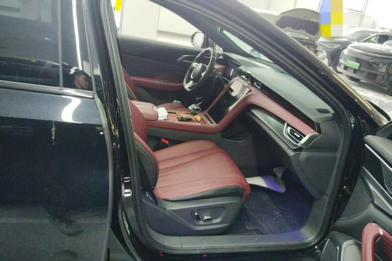 2025 HongQi H5 1.5T 169HP L4 7DCT,autocango,china used car exporter,china ev exporter,chinese used car exporter,chinese used ev exporter