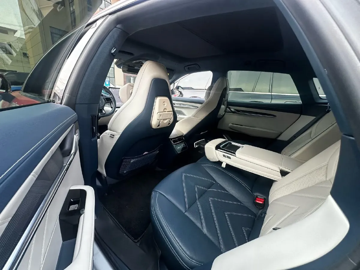 2022 Zeekr 001 BEV 100KWH,autocango,china used car exporter,china ev exporter,chinese used car exporter,chinese used ev exporter