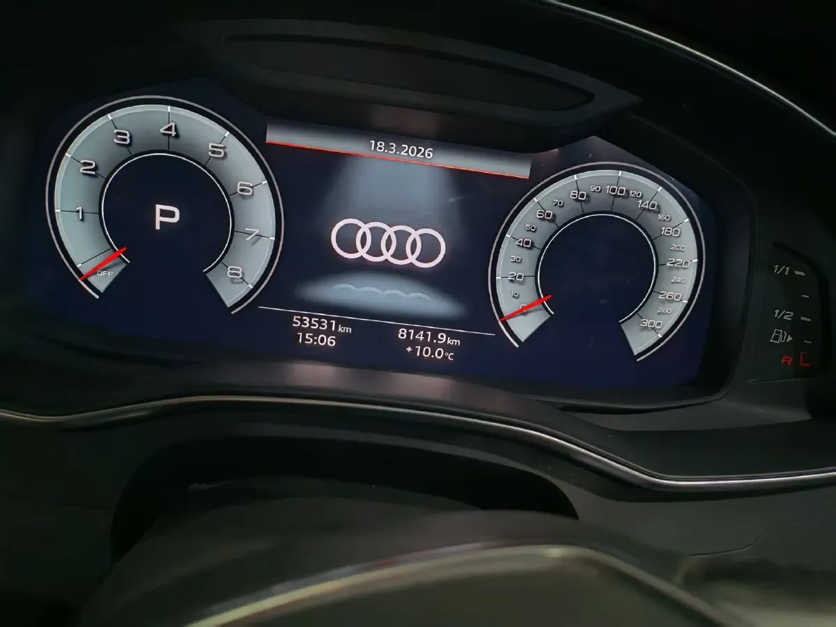 2022 Audi A6L 2.0T 190HP L4 7DCT,autocango,china used car exporter,china ev exporter,chinese used car exporter,chinese used ev exporter