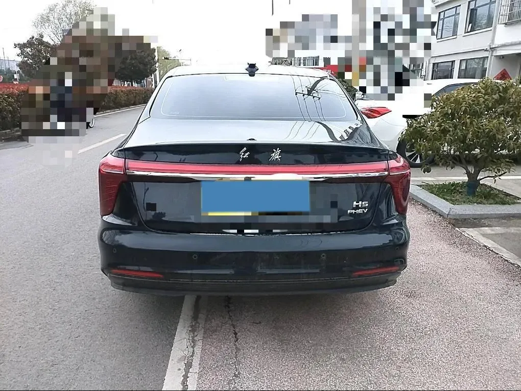 2025 HongQi H5 1.5T 150HP L4 1DHT PHEV,autocango,china used car exporter,china ev exporter,chinese used car exporter,chinese used ev exporter