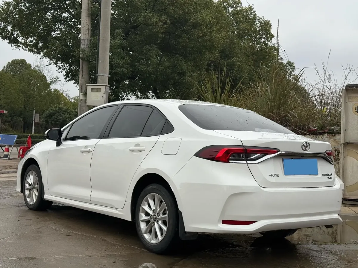 2021 Toyota Corolla 1.2T 116HP L4 CVT,autocango,china used car exporter,china ev exporter,chinese used car exporter,chinese used ev exporter