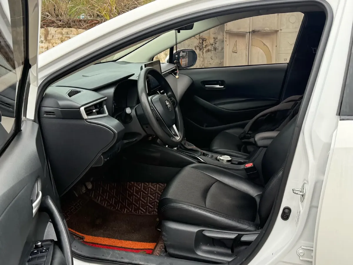 2021 Toyota Corolla 1.2T 116HP L4 CVT,autocango,china used car exporter,china ev exporter,chinese used car exporter,chinese used ev exporter