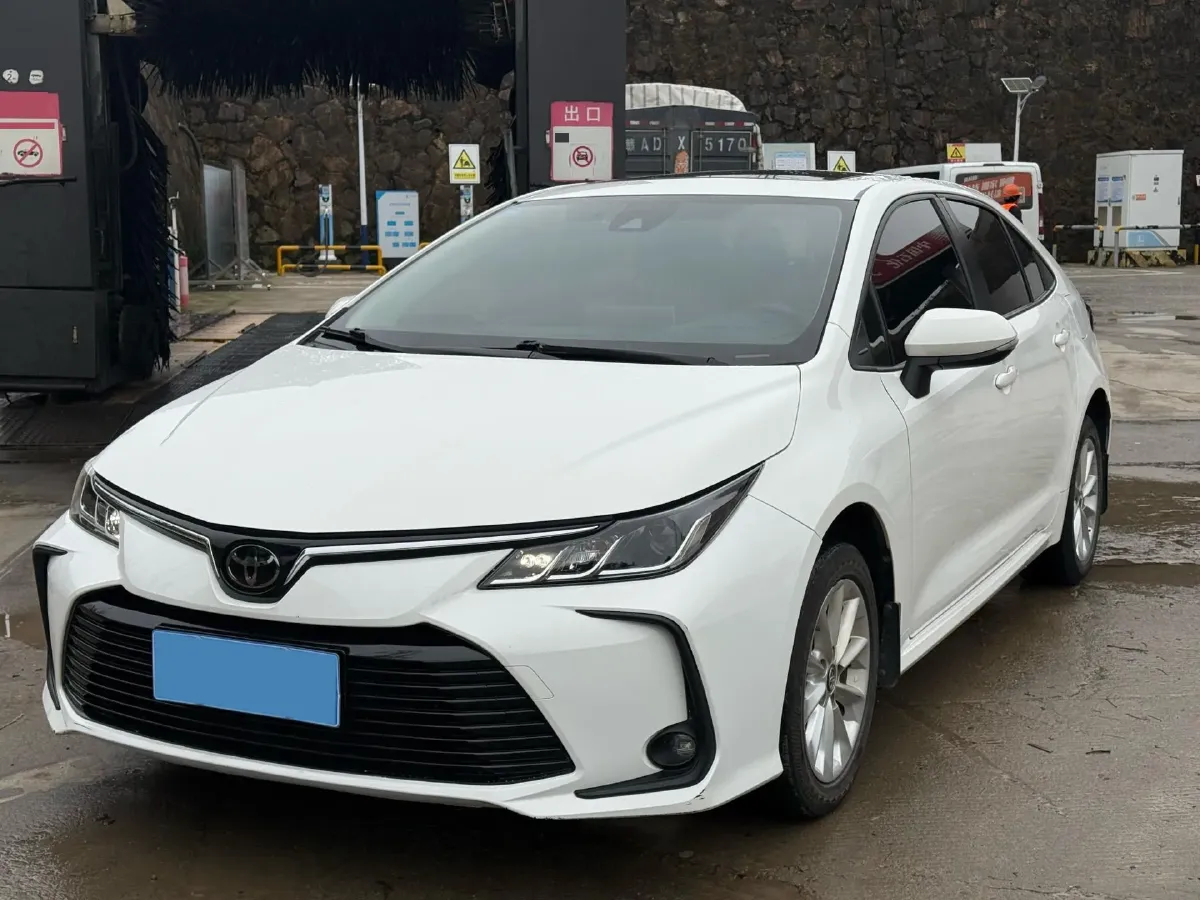 2021 Toyota Corolla 1.2T 116HP L4 CVT,autocango,china used car exporter,china ev exporter,chinese used car exporter,chinese used ev exporter