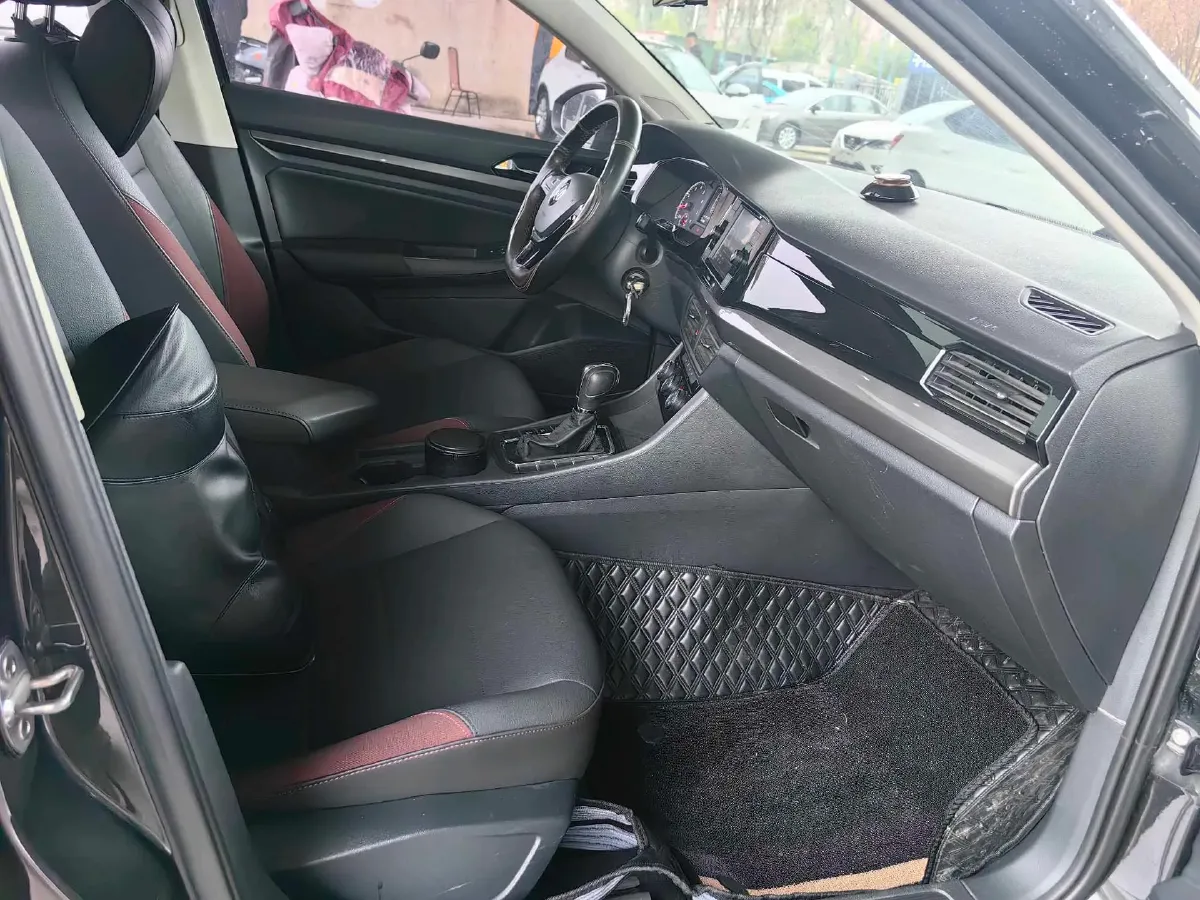 2019 Bestune T77 1.2T 143HP L4 7DCT,autocango,china used car exporter,china ev exporter,chinese used car exporter,chinese used ev exporter