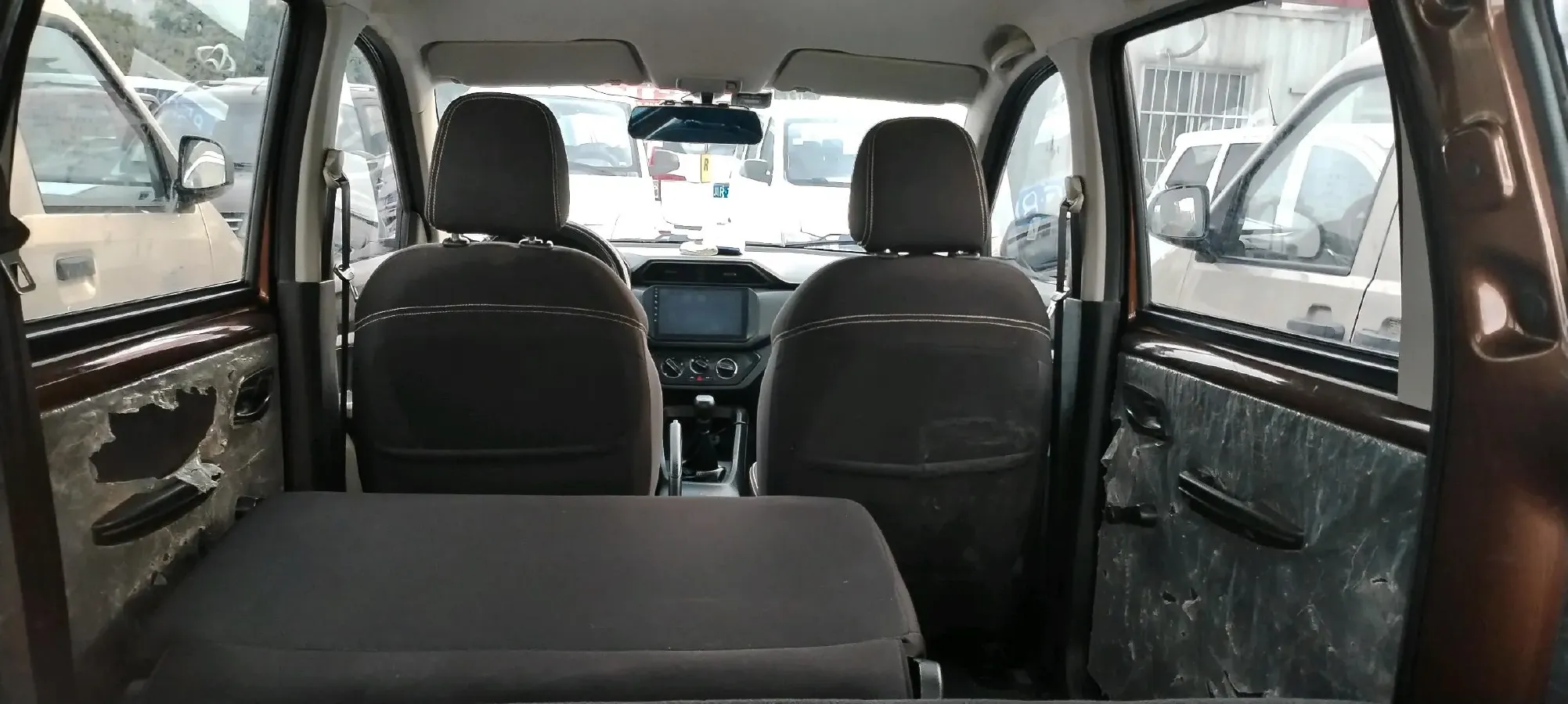 2019 WuLing HongGuang 1.5L 105HP L4 5MT,autocango,china used car exporter,china ev exporter,chinese used car exporter,chinese used ev exporter