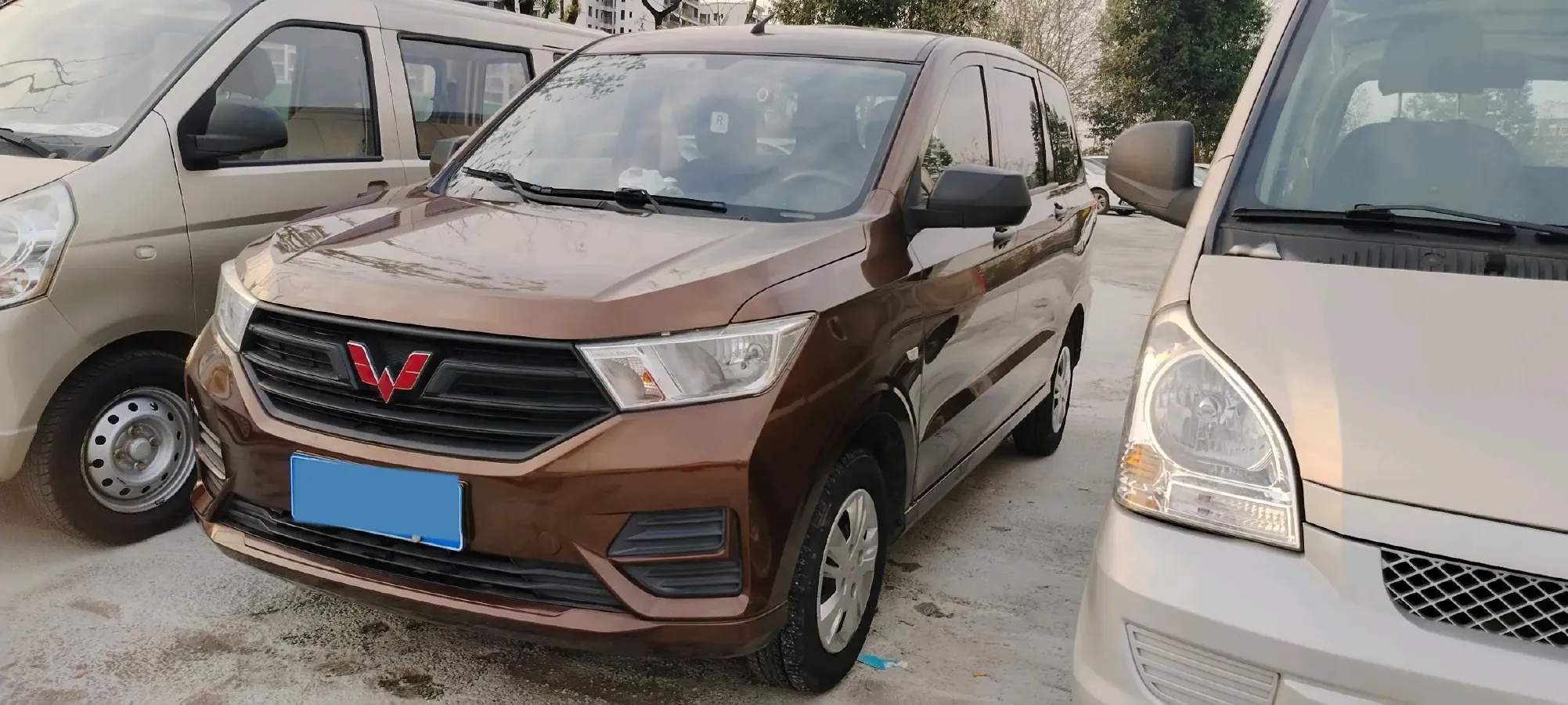 2019 WuLing HongGuang 1.5L 105HP L4 5MT,autocango,china used car exporter,china ev exporter,chinese used car exporter,chinese used ev exporter