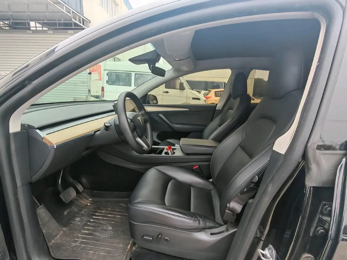 2022 Tesla Model Y BEV 60KWH,autocango,china used car exporter,china ev exporter,chinese used car exporter,chinese used ev exporter