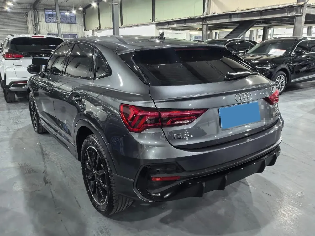 2021 Audi Q3 Sportback 2.0T 186HP L4 7DCT,autocango,china used car exporter,china ev exporter,chinese used car exporter,chinese used ev exporter