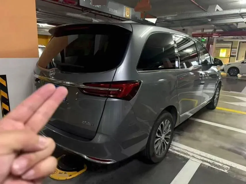 2020 Buick GL8 2.0T 237HP L4 9AT,autocango,china used car exporter,china ev exporter,chinese used car exporter,chinese used ev exporter