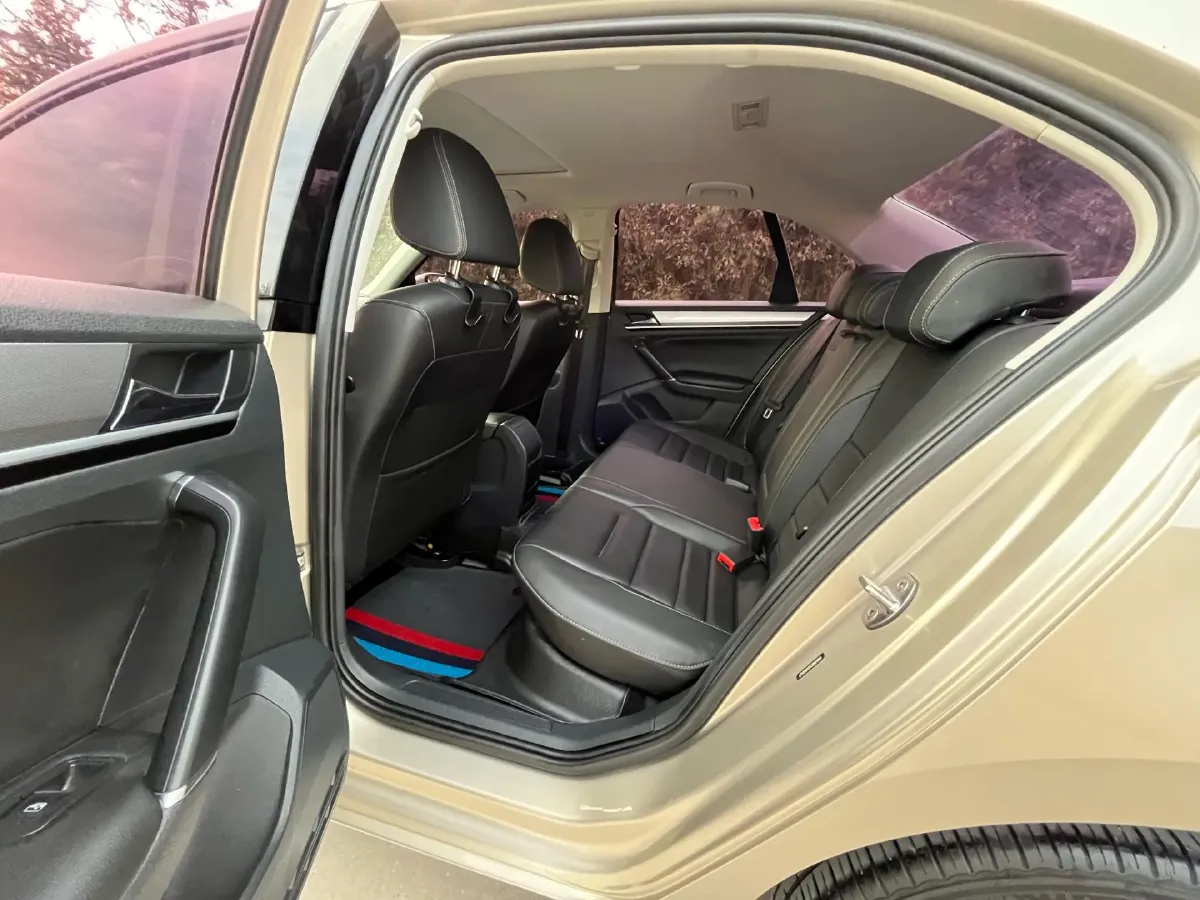 2018 Volkswagen Bora 1.5L 110HP L4 6AT,autocango,china used car exporter,china ev exporter,chinese used car exporter,chinese used ev exporter