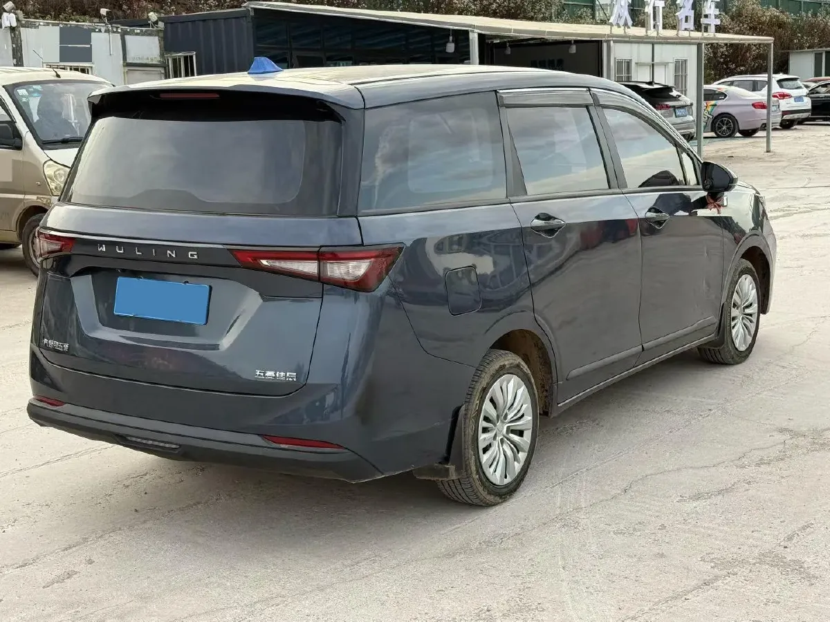 2022 WuLing ZhengChen 2.0L 136HP L4 6MT,autocango,china used car exporter,china ev exporter,chinese used car exporter,chinese used ev exporter