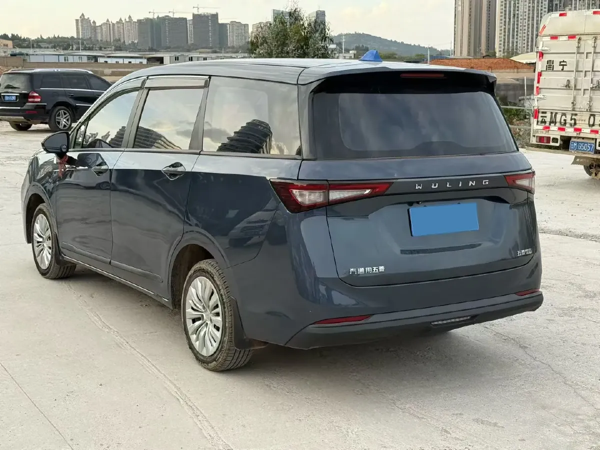 2022 WuLing ZhengChen 2.0L 136HP L4 6MT,autocango,china used car exporter,china ev exporter,chinese used car exporter,chinese used ev exporter