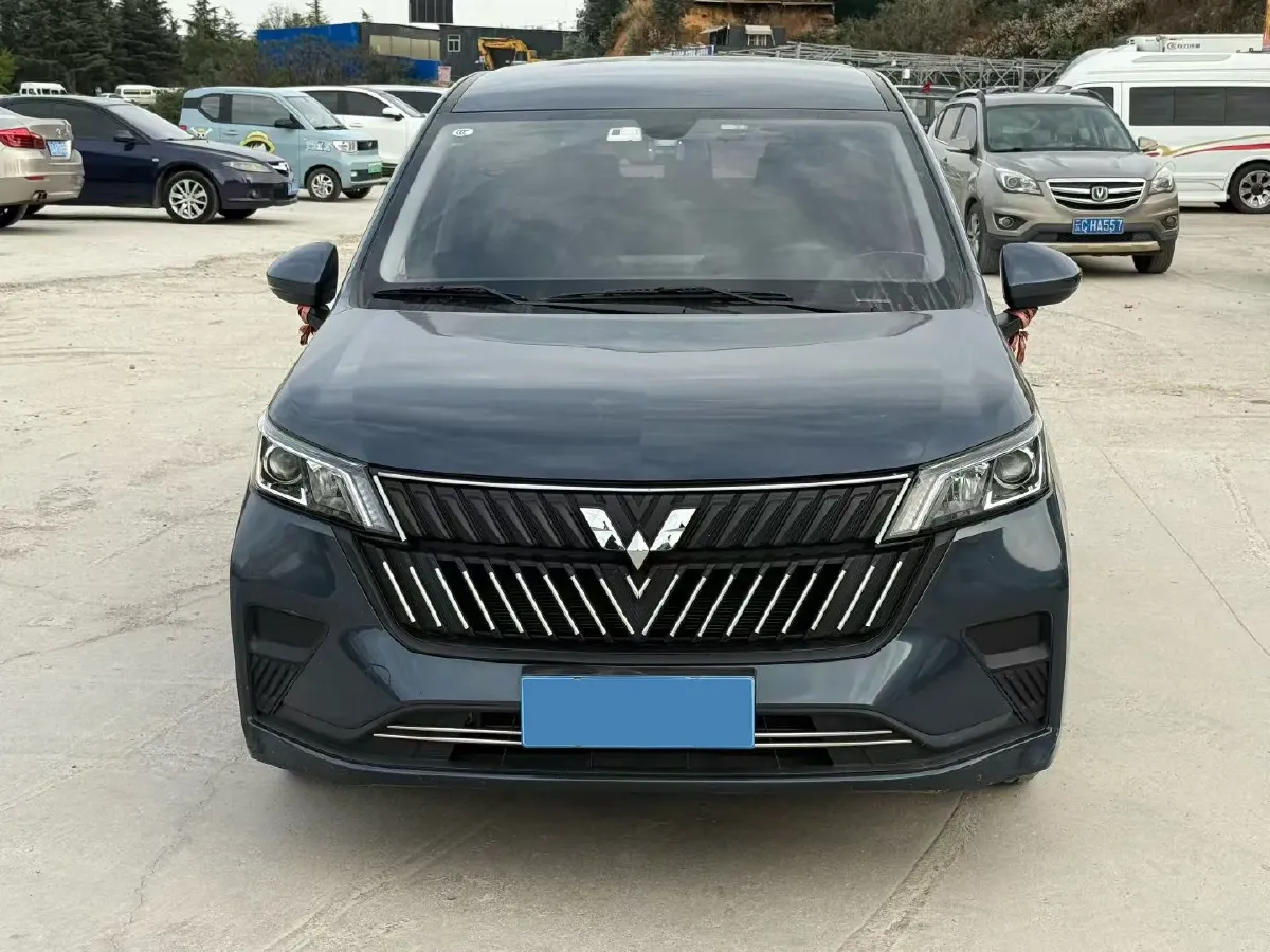 2022 WuLing ZhengChen 2.0L 136HP L4 6MT,autocango,china used car exporter,china ev exporter,chinese used car exporter,chinese used ev exporter