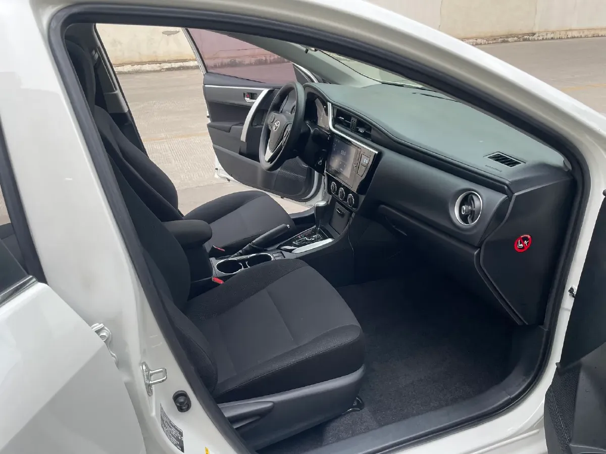 2017 Toyota Corolla 1.2T 116HP L4 CVT,autocango,china used car exporter,china ev exporter,chinese used car exporter,chinese used ev exporter