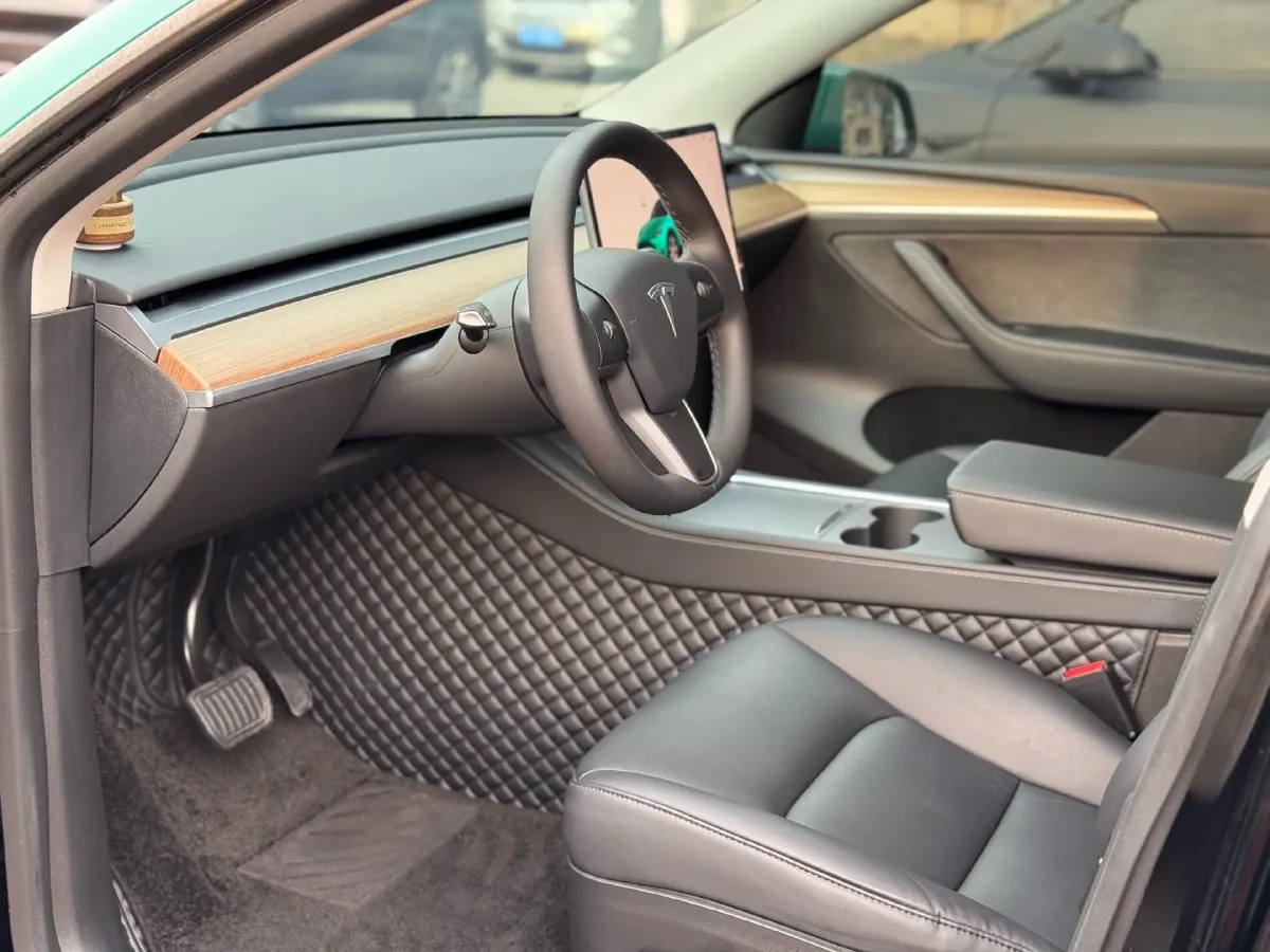 2022 Tesla Model Y BEV 60KWH,autocango,china used car exporter,china ev exporter,chinese used car exporter,chinese used ev exporter