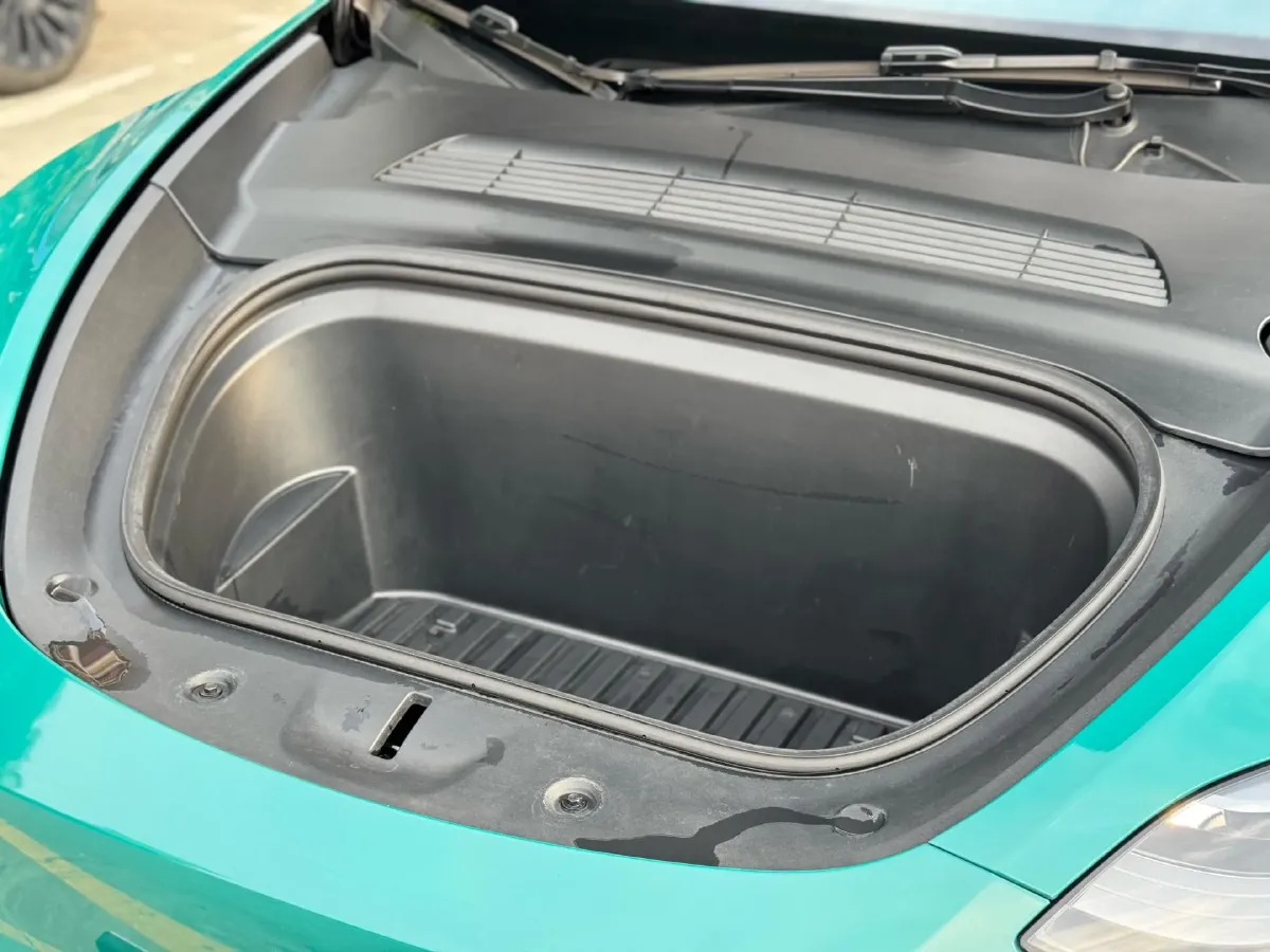 2022 Tesla Model Y BEV 60KWH,autocango,china used car exporter,china ev exporter,chinese used car exporter,chinese used ev exporter