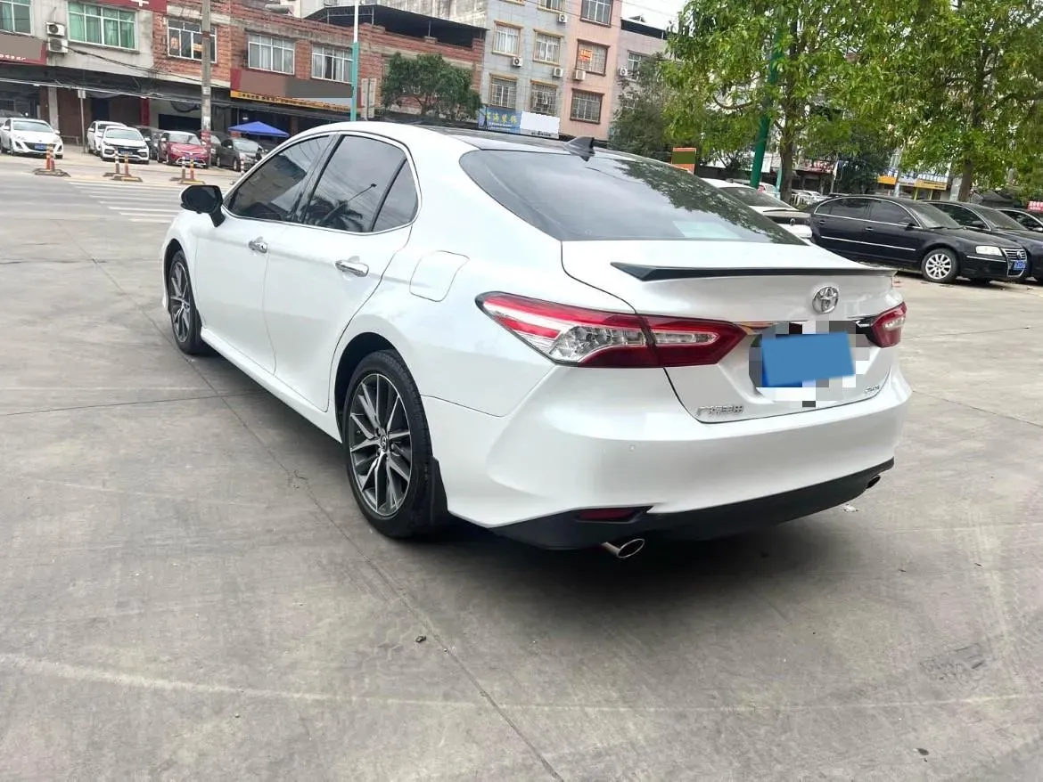 2021 Toyota Camry 2.5L 209HP L4 8AT,autocango,china used car exporter,china ev exporter,chinese used car exporter,chinese used ev exporter