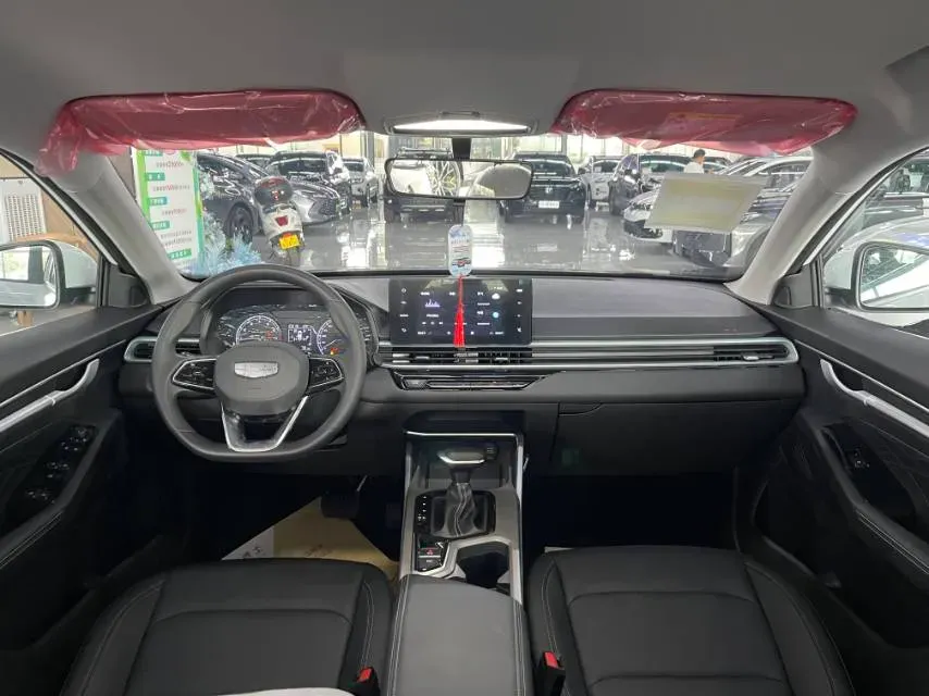 2025 Geely Emgrand 1.5L 127HP L4 CVT,autocango,china used car exporter,china ev exporter,chinese used car exporter,chinese used ev exporter