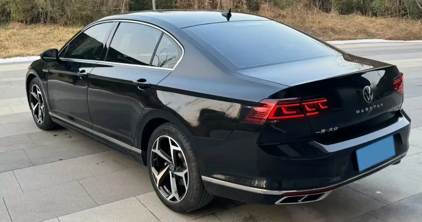 2023 Volkswagen Magotan 2.0T 186HP L4 7DCT,autocango,china used car exporter,china ev exporter,chinese used car exporter,chinese used ev exporter