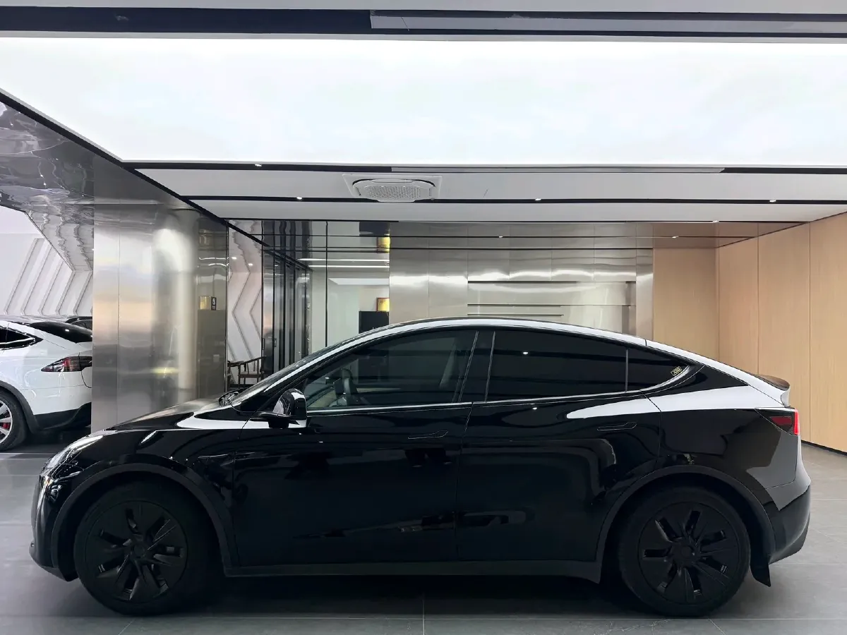 2022 Tesla Model Y BEV 60KWH,autocango,china used car exporter,china ev exporter,chinese used car exporter,chinese used ev exporter