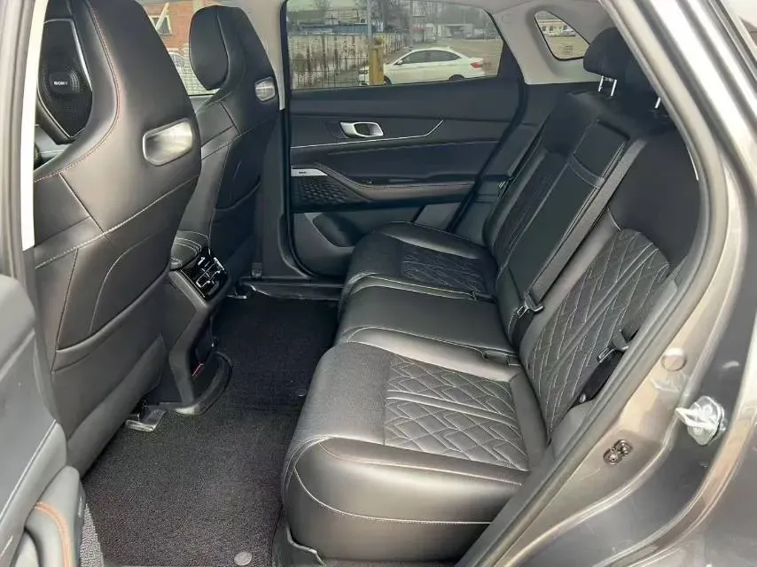 2021 ChangAn UNI-K 2.0T 233HP L4 8AT,autocango,china used car exporter,china ev exporter,chinese used car exporter,chinese used ev exporter