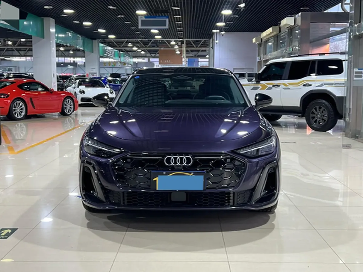2026 Audi A5L 2.0T 204HP L4 7DCT,autocango,china used car exporter,china ev exporter,chinese used car exporter,chinese used ev exporter
