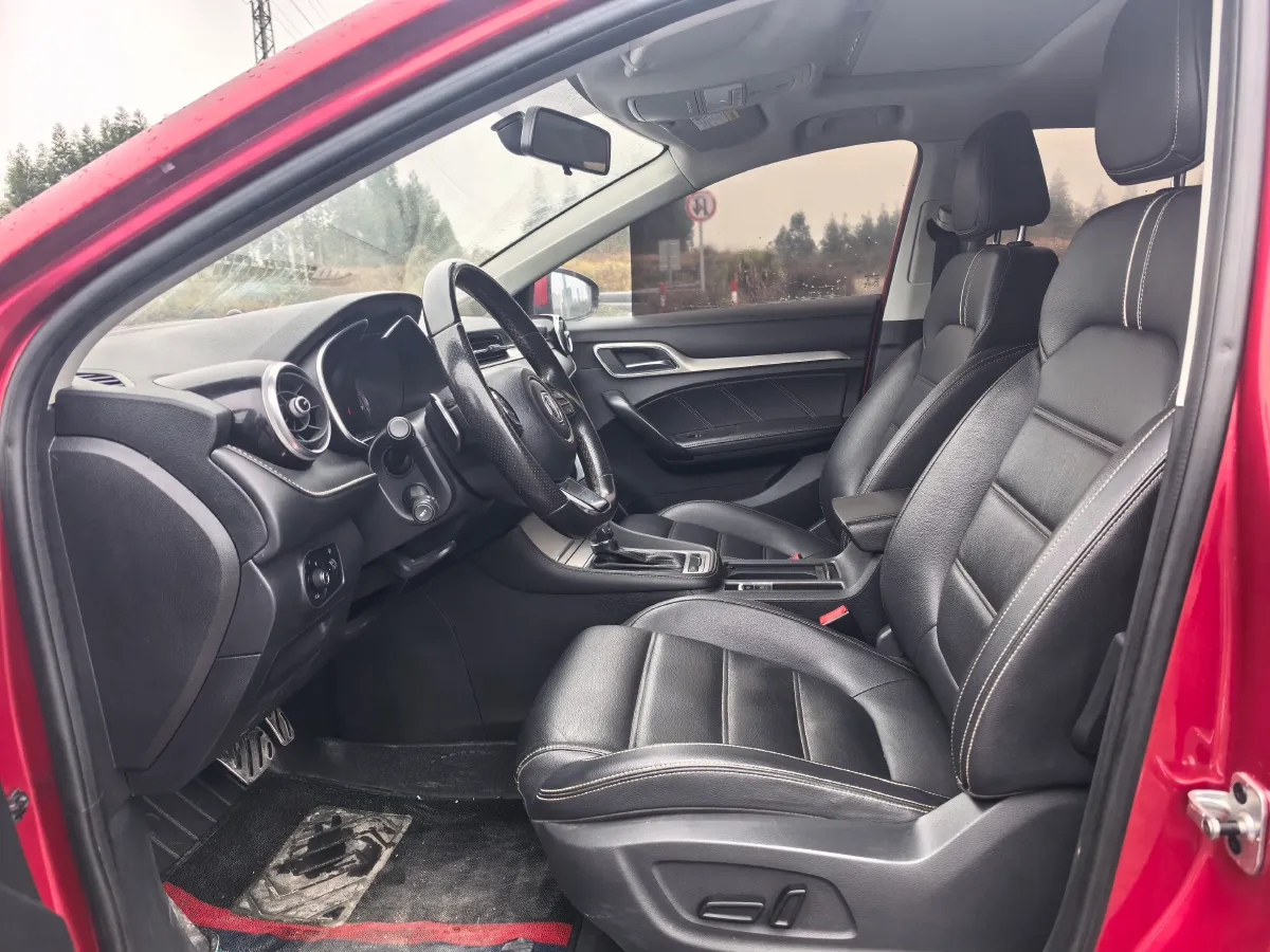 2019 MAXUS XinTu V80 2.5T 136HP L4 6AMT,autocango,china used car exporter,china ev exporter,chinese used car exporter,chinese used ev exporter