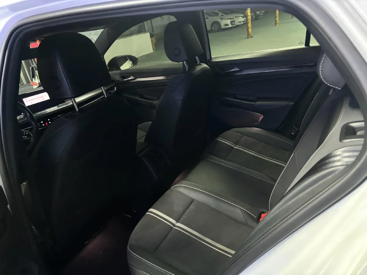 2023 Volkswagen Golf 1.4T 150HP L4 7DCT,autocango,china used car exporter,china ev exporter,chinese used car exporter,chinese used ev exporter