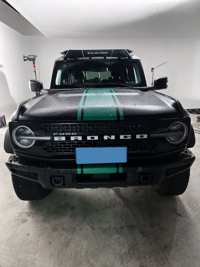 2024 Ford Bronco 2.3T 275HP L4 10AT,autocango,china used car exporter,china ev exporter,chinese used car exporter,chinese used ev exporter