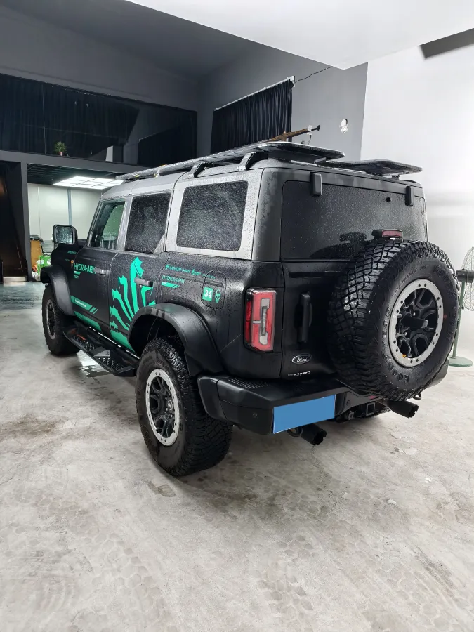 2024 Ford Bronco 2.3T 275HP L4 10AT,autocango,china used car exporter,china ev exporter,chinese used car exporter,chinese used ev exporter