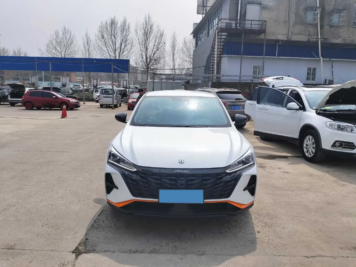 2023 DongFeng Aeolus YiXuan 1.5L 125HP L4 6DCT,autocango,china used car exporter,china ev exporter,chinese used car exporter,chinese used ev exporter