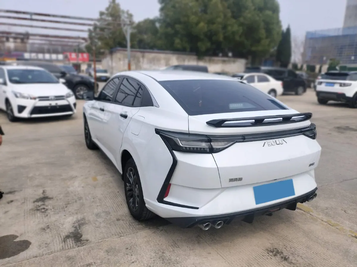 2023 DongFeng Aeolus YiXuan 1.5L 125HP L4 6DCT,autocango,china used car exporter,china ev exporter,chinese used car exporter,chinese used ev exporter