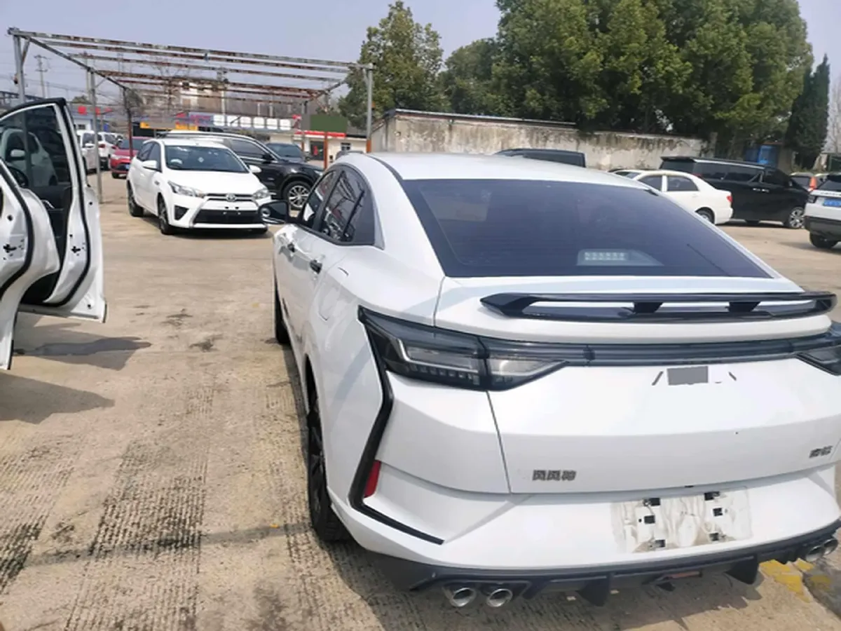 2023 DongFeng Aeolus YiXuan 1.5L 125HP L4 6DCT,autocango,china used car exporter,china ev exporter,chinese used car exporter,chinese used ev exporter
