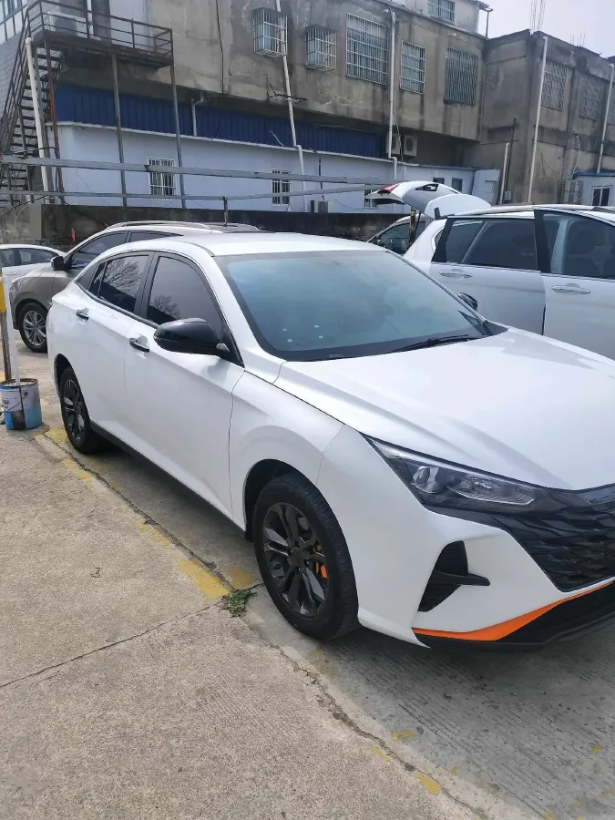 2023 DongFeng Aeolus YiXuan 1.5L 125HP L4 6DCT,autocango,china used car exporter,china ev exporter,chinese used car exporter,chinese used ev exporter