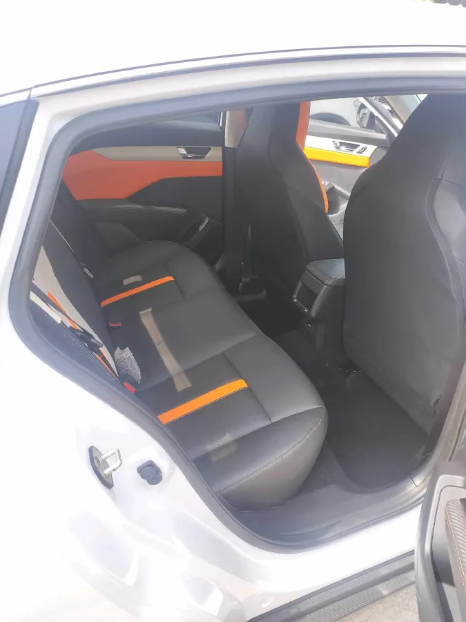 2023 DongFeng Aeolus YiXuan 1.5L 125HP L4 6DCT,autocango,china used car exporter,china ev exporter,chinese used car exporter,chinese used ev exporter