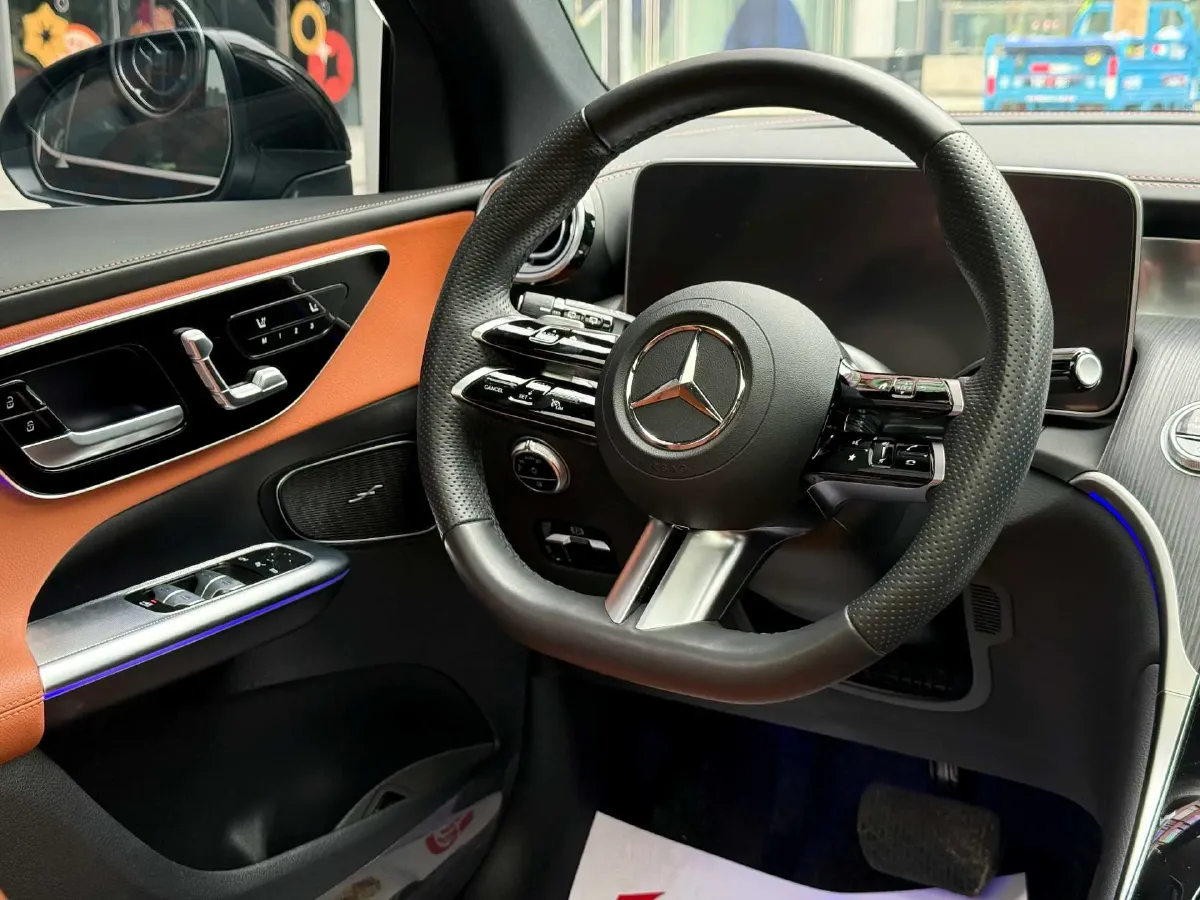 2024 Mercedes-Benz GLC Class 2.0T 204HP L4 9AT,autocango,china used car exporter,china ev exporter,chinese used car exporter,chinese used ev exporter